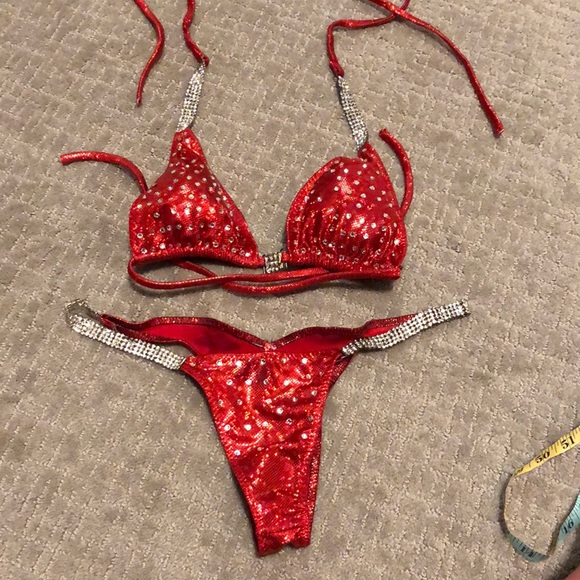 Custom Made Body Building Bikini - Picture 1 of 4